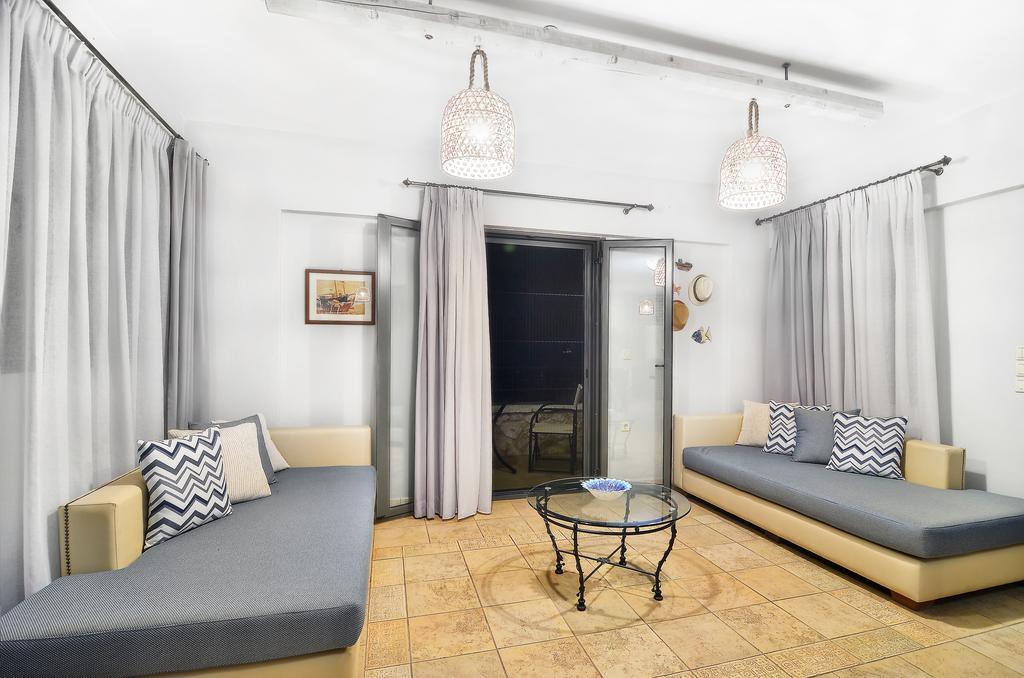 סיבוטה Niriides Luxury Apartments מראה חיצוני תמונה